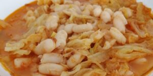 Lee más sobre el artículo Judías con repollo